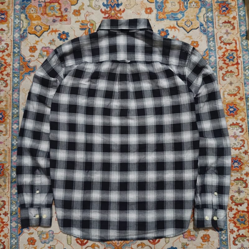 kemeja Tbj nearby, foto 4