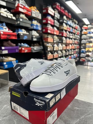 REEBOK WHITE