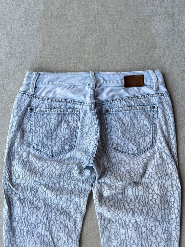 (Original 💯 Authentic ) Armani Exchange italy printed jeans, foto 4