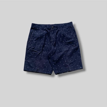 Celana Pendek Chinos Lacoste