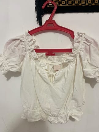blouse putih croptop