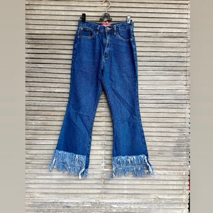 L160 - Celana Panjang Denim Mid Waist Flare Order