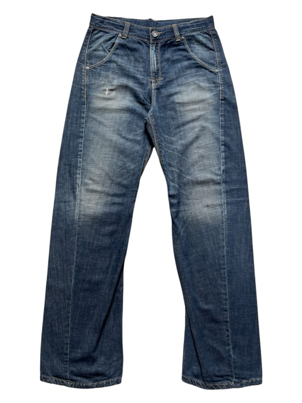 1999’s Levi’s Engineered Buckle Back Washed Indigo Jeans, foto 2
