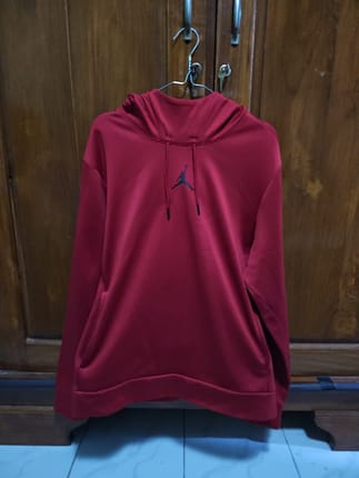 Jaket Hoodie Jordan Merah