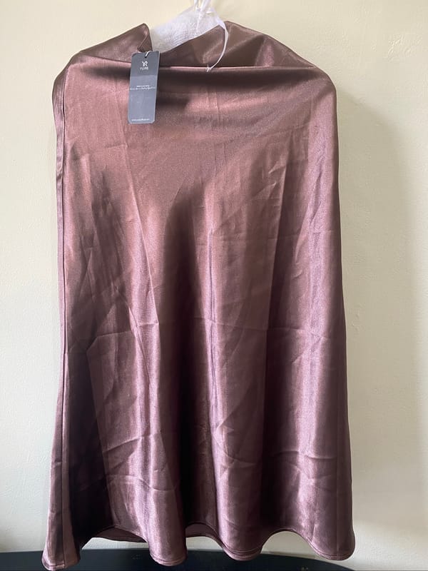 Rok Satin Bagus banget like New, foto 2
