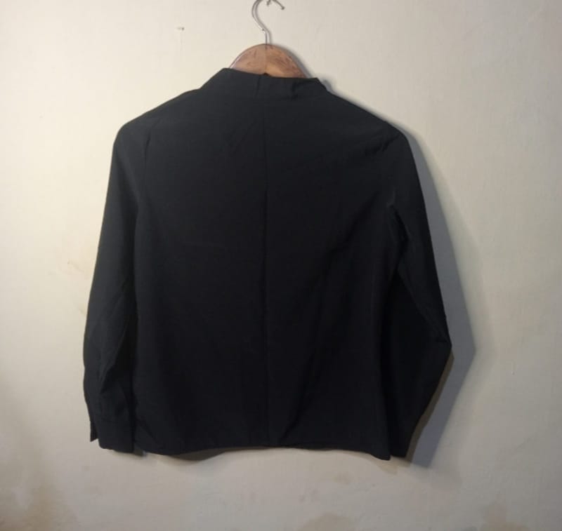 [PRELOVED] KEMEJA FOLD HITAM PI, foto 4