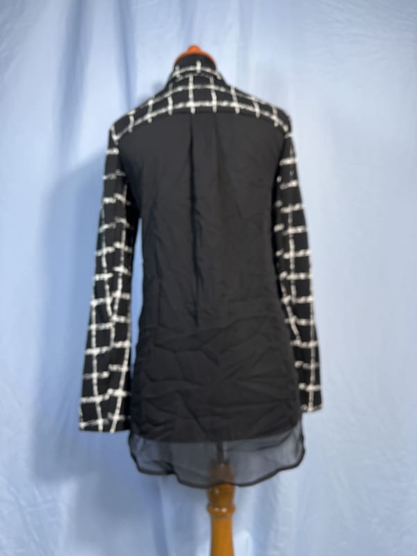 Blazer Kotak Hitam Putih, foto 3