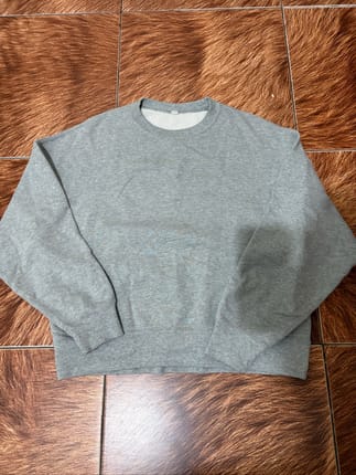uniqlo sweater