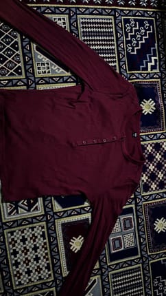 Uniqlo Wanita burgundy
