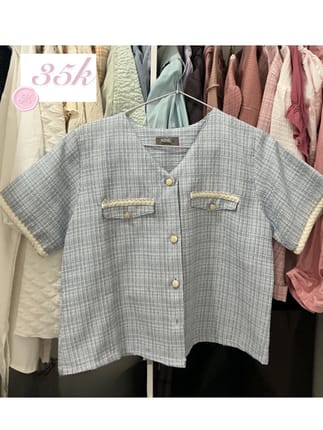 blouse biru