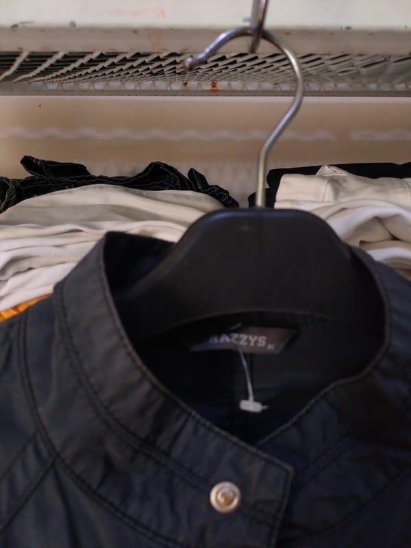 Hazzys Black Full-Zip Windbreaker Jacket with Stand Collar a, foto 2
