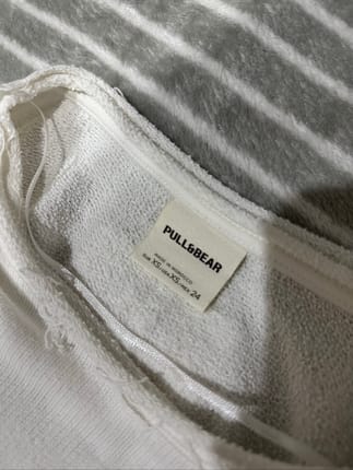 PULL & BEAR White Cropped Distressed Shirt