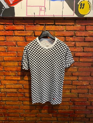 Kaos hanes supreme