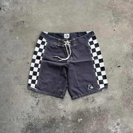 QUIKSILVER boardshorts