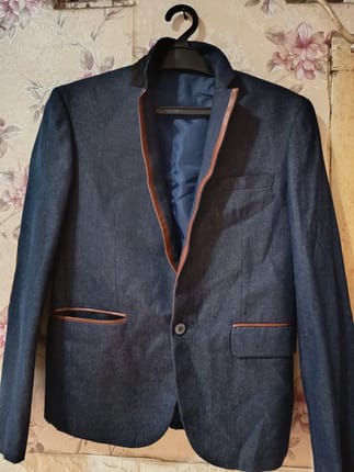 Blazer Pria Amrogio Size S