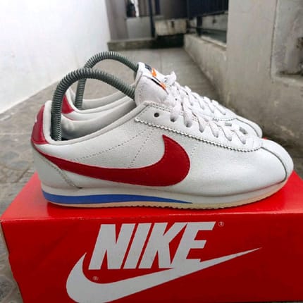Nike cortez size 39 (Harga Nett)