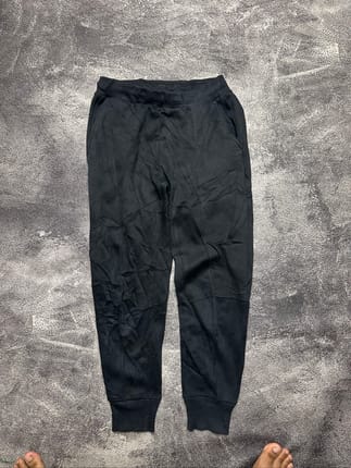 CELANA JOGER UNIQLO SHERPA SECOND