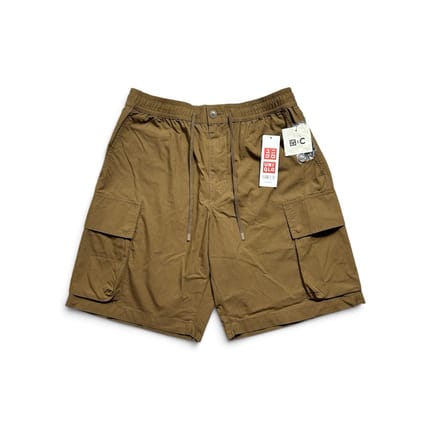 New (BNWT )Uniqlo:C Cargo short pants