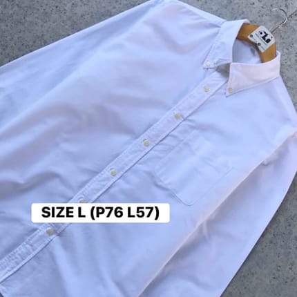 Kemeja Putih Oxforf Uniqlo