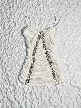 ˚˖𓍢ִ໋❀ White Fitted Beaded Cami Top