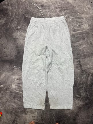 CELANA BAGGY UNIQLO SECOND