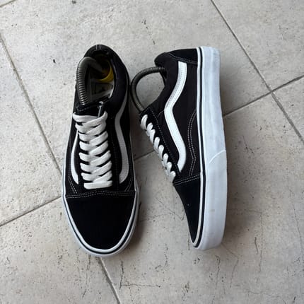 Sepatu Vans