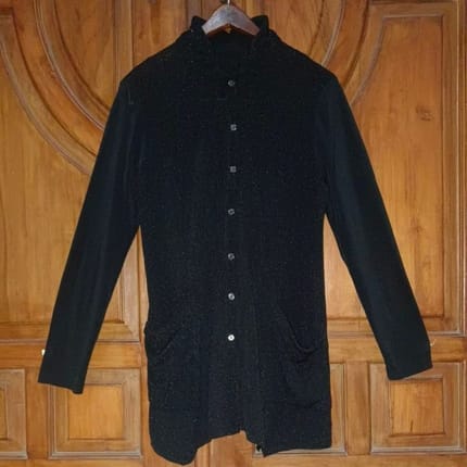 ECLAIRE Kemeja Blouse Slimfit Wanita Hitam Blink LD 94
