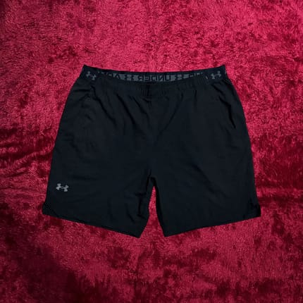 Celana Pendek Running Under Armour
