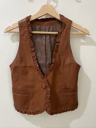 Leather Vest (Free Phrase)