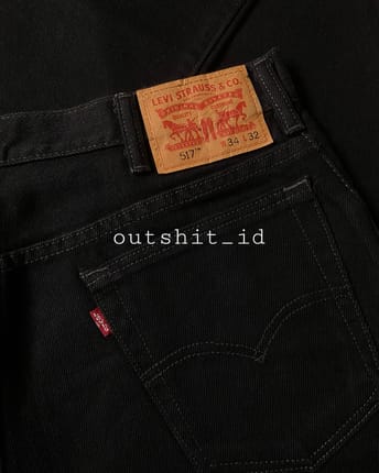 Levi’s 517 Bootcut Jeans Black