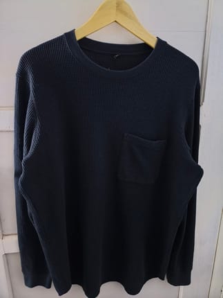 Uniqlo Henley Waffle Crewneck