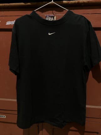 nike center logo tee, boxy