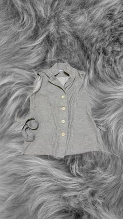 button vest light grey