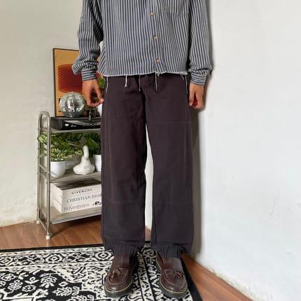 Uniqlo dark charcoal Relaxed Pants by Seoul