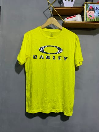 T-Shirt Oakley