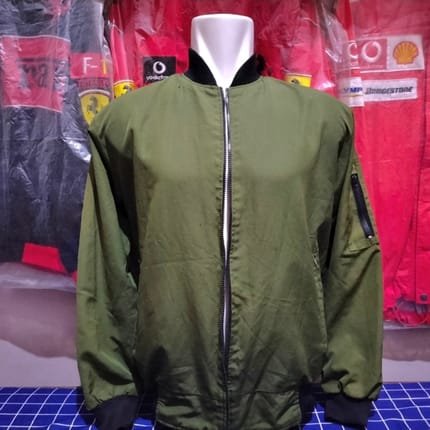 Jaket Bomber Varsity Hijau Army 2 in 1 Bolak Balik Casual