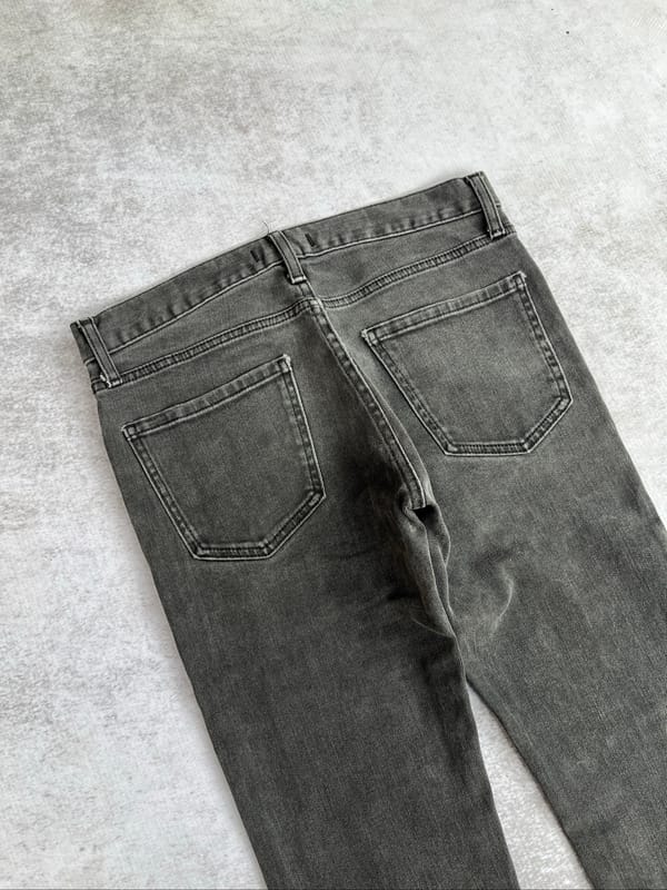 B37 UNIQLO JEANS SIZE 30 SECOND MURAH, foto 6