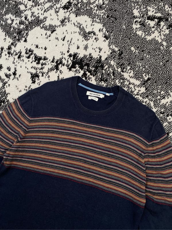 KNITWEAR, foto 2