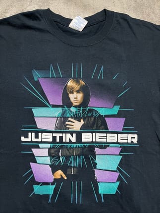 Official 2011 Justin Bieber