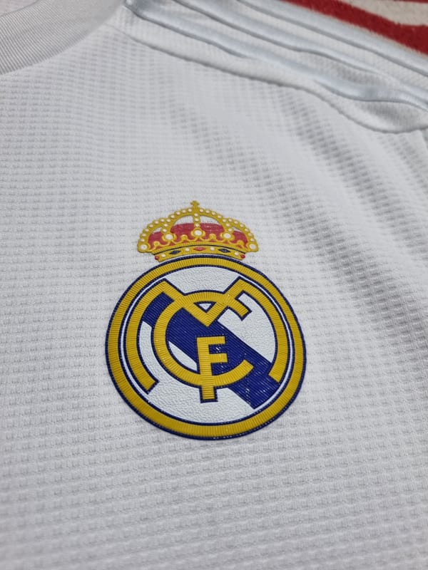 Real Madrid 2015/2026 Home Jersey, foto 3
