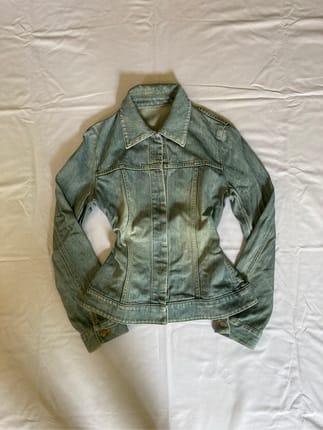 fitted denim jacket