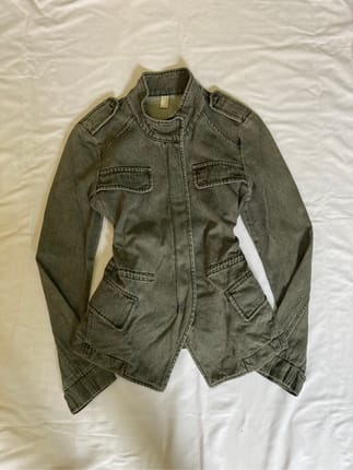 fitted denim jacket