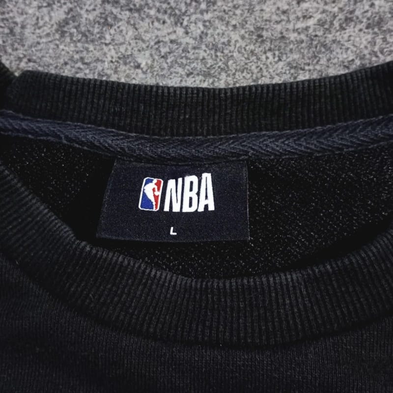 CREWNECK NBA OVERSIZED GRAPHIC BLOCK TEKS, foto 7