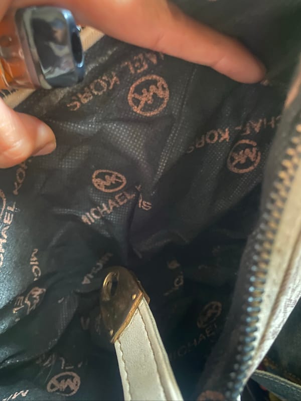 Michael Kors White Monogram Signature Shoulder Bag, foto 3
