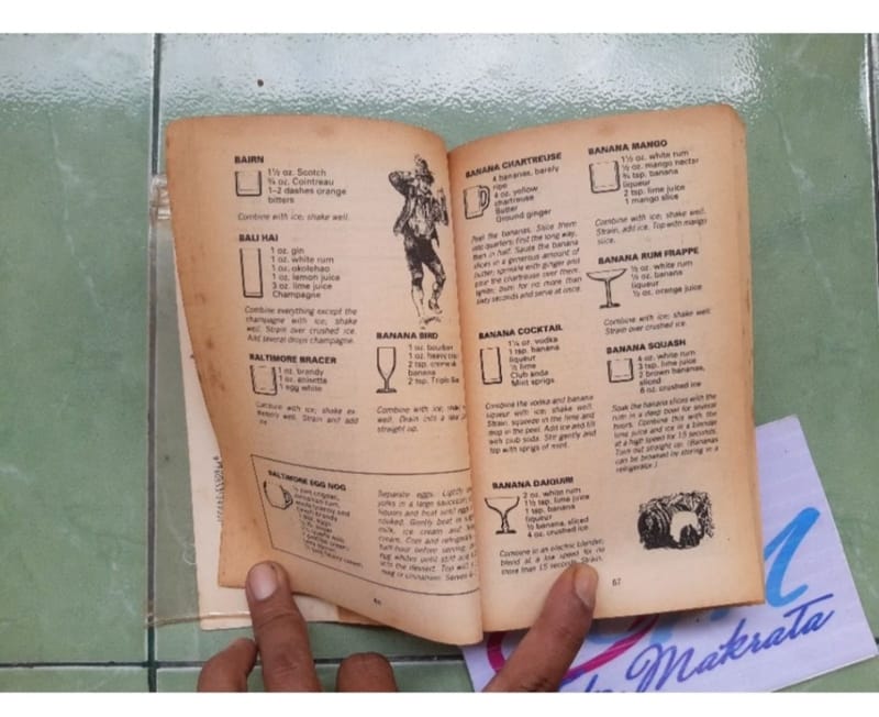 Buku resep minuman COMPLETE WORLD BARTENDER GUIDE, foto 6