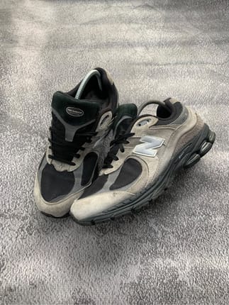 New Balance 2002 R Black Grey Original