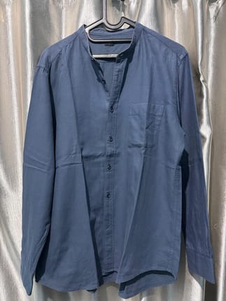 Kemeja uniqlo