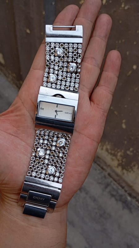 Jam tangan DKNY cantik second preloved original, foto 3