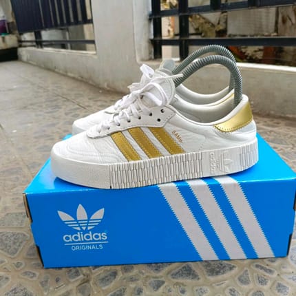 Adidas samba rose Size 37 (Harga Nett)