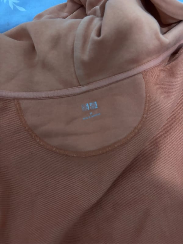 Uniqlo hoodie, foto 3